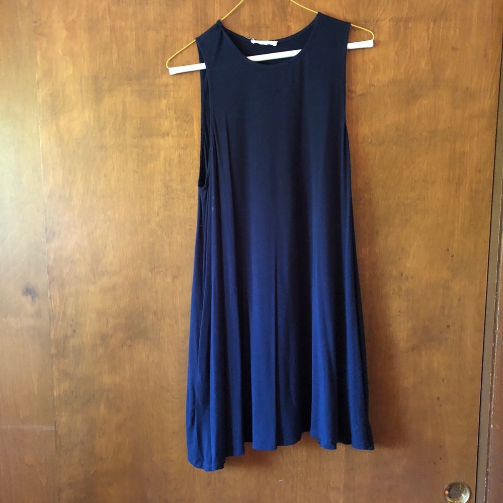 Navy sleeveless jersey dress with pockets